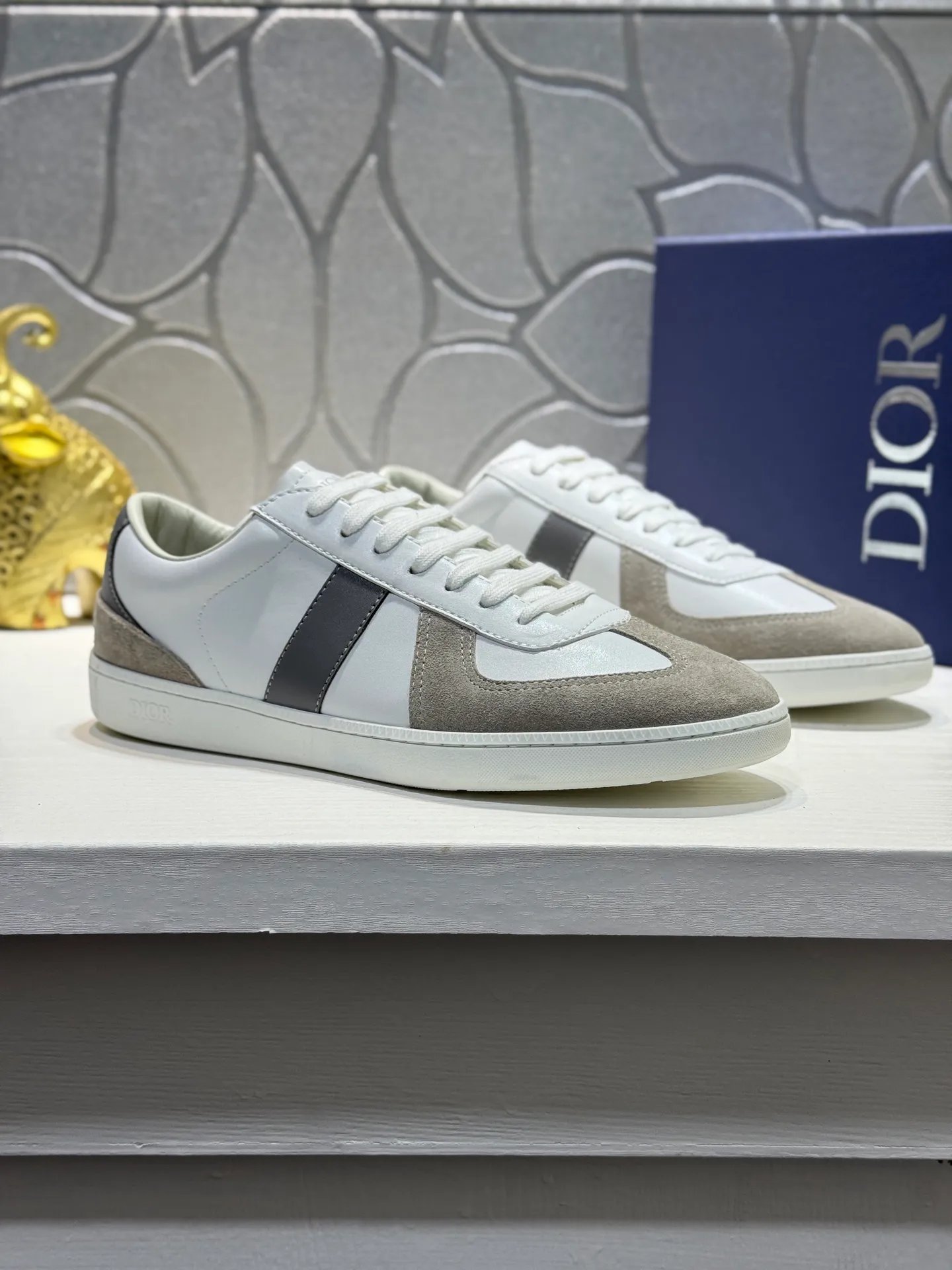 Men's Men's Shoes💰380【New Style】🎠🎠Dior🔍Top Purchasing Agency🇮🇹Di's hot style super popular sneakers are synchronized with the new product counters. The uppers are original Italian imported cowhide, the logo graphics are perfectly reproduced with complex craftsmanship necessary for fashionistas, and the imported soft sheepskin lining is Sole: The original sole is specially provided by the original factory. The exclusive movable molded sole is super comfortable. The original factory follows the order. 🔍🔍Multiple colors are available. You can enter and exit the counter at will. Welcome to compare. A must-have for trendy men. Code number: 38-44 (45 customized